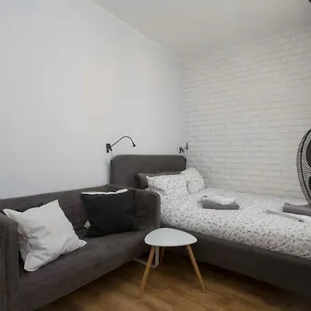 Klimatyczne Studio Z Balkonem W Centrum Wroclawia * Wroclaw