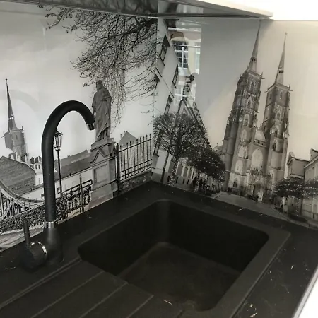 Klimatyczne Studio Z Balkonem W Centrum Wroclawia Wroclaw