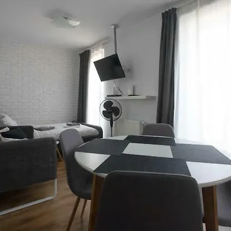 Klimatyczne Studio Z Balkonem W Centrum Wroclawia Daire